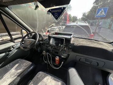 спринтер грузовой цельно метоличиский: Жеңил жүк ташуучу унаа, Mercedes-Benz, Стандарт, 1ге чейин т, Колдонулган