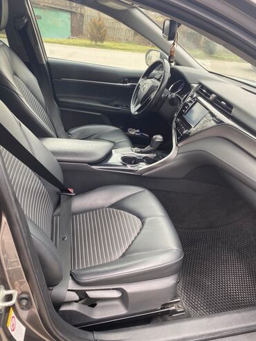 Toyota: Toyota Camry: 2018 г., 2.5 л, Автомат, Бензин, Седан — 11