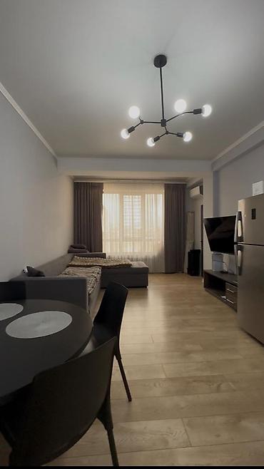 10 микрорайон квартира: 2 комнаты, 56 м², Элитка, 6 этаж, Евроремонт — 1