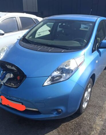 машина кейж: Nissan Leaf: 2012 г., 0.1 л, Автомат, Электромобиль, Хэтчбэк
