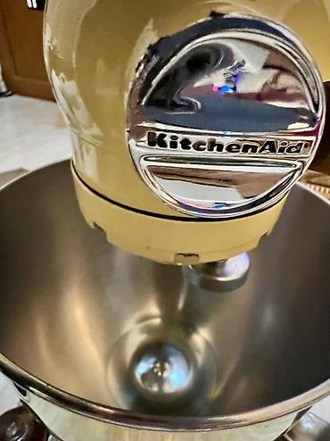 yer yuyan: KitchenAid Artisan Mikser (ABŞ istehsalı) – 350 AZN Şəxsi istifadəmdə — 1