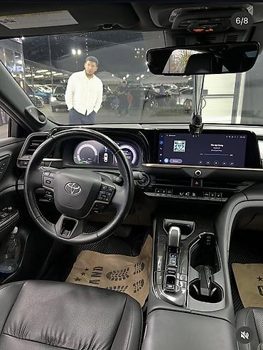 краун гибрид: Toyota Crown: 2024 г., 2.5 л, Автомат, Гибрид, Фастбек — 4