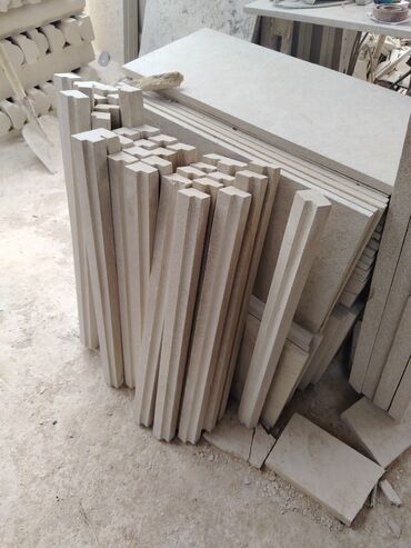 Dekorativ daşlar: Hər qiymete təbii aglay daşlar 3 Azn den başlayan qiymətlərlə Təbii — 7