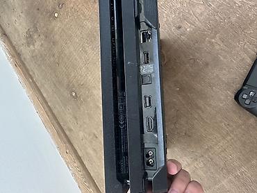 plesteysen: Sony PlayStation 4 Pro oyun konsolu - Model: PS4 Pro (CUH seriyası) - — 3