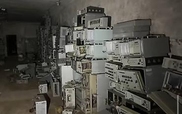 Комплектующие для торгового оборудования: Материал: Металл, В наличии — 9