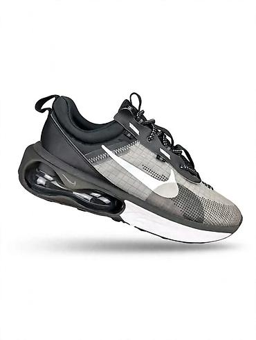 buzz nike dunk: Nike patike za trčanje/lifestyle sa vidljivim Air jastukom u peti. - — 1