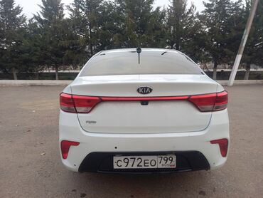 Kia: Kia Rio: 2018 г., 1.6 л, Механика, Бензин, Седан