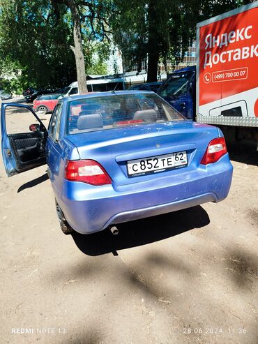 битий авто: Daewoo Nexia: 2009 г., 1.5 л, Механика, Бензин, Седан