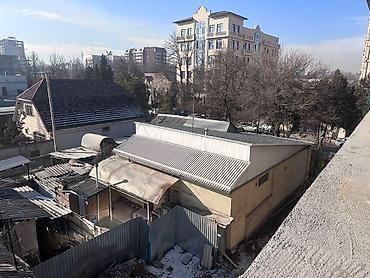 Продажа коттеджей и домов: Описание: Продаются участки в центре города,район Гоина. Этот объект — 11