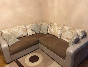 Masa və oturacaq dəstləri: Künc divan, İşlənmiş, Açılan, Bazalı