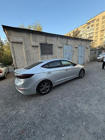 Hyundai Elantra: 2018 г., 2 л, Бензин, Седан at lalafo.kg — 2 Hyundai Elantra: 2018 г., 2 л, Бензин, Седан — 2
