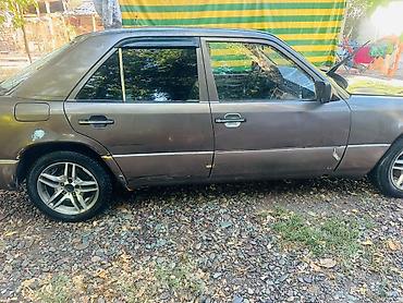Транспорт: Mercedes-Benz W124: 1990 г., 2.3 л, Механика, Бензин, Седан — 2