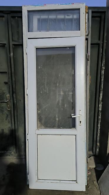 plastik qapllar: PVC giriş qapısı dəsti - Material: ağ rəngli plastik (PVC) profil - — 1