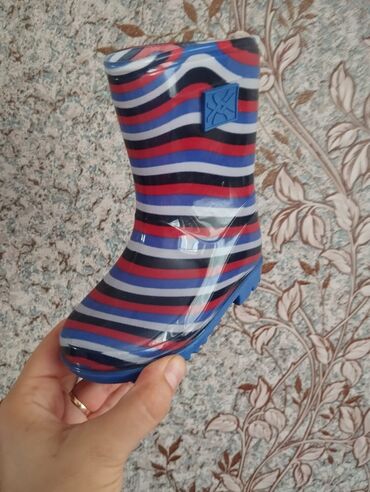 Uşaq ayaqqabıları: Çəkmələr, Oğlan üçün, 24 — 10