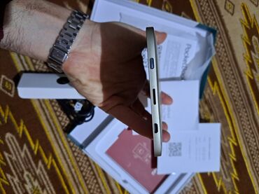 Elektron kitablar: PocketBook 633 Color elektron kitab oxuyucusu. Kompakt dizaynı ilə — 5