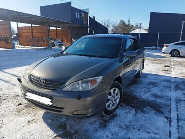 Toyota: Toyota Camry: 2003 г., 2.4 л, Механика, Бензин, Седан