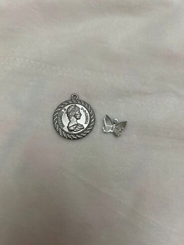 tikdirmek ucun don modeli: Gümüş rəngli 2 ədəd asma bəzək dəsti