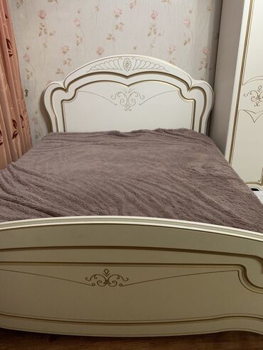 икеа мебель: Спальный гарнитур, Двуспальная кровать, Шкаф, Комод, цвет - Бежевый, Б/у