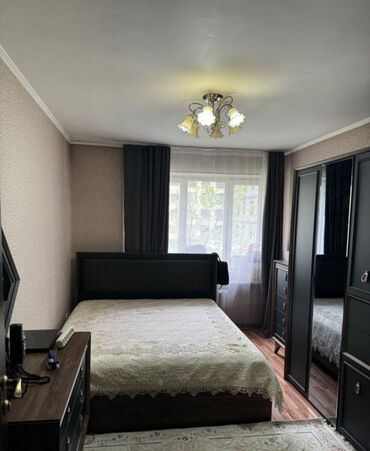 Продажа квартир: 3 комнаты, 70 м², Индивидуалка, 3 этаж