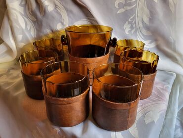 Čaše: Servis nov duvano staklo,koza za zestoko pice. 70,80te — 2