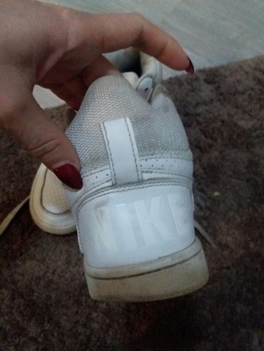Ženska patike i atletske cipele: Nike original duboke patike br.37,5 na lalafo.rs - slika 4 Nike original duboke patike br.37,5 - Novi Sad - slika 4