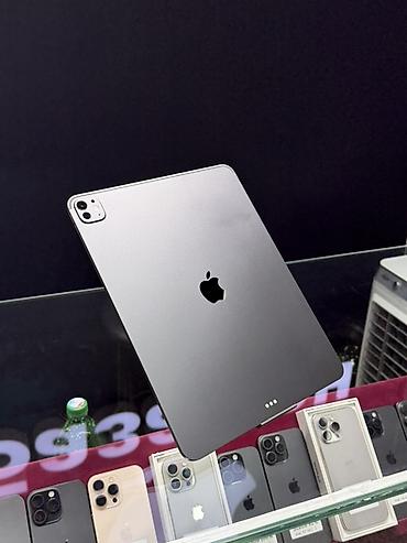 Планшеты: Планшет, Apple, память 256 ГБ, 12" - 13", Wi-Fi, Б/у, Классический цвет - Черный — 1