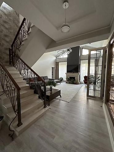 Продажа коттеджей и домов: ID03 Предлагается к продаже двухэтажный дом, расположенный в ж/м — 10