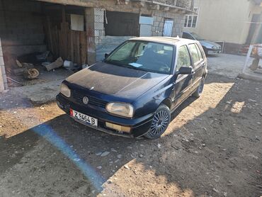 Volkswagen: Volkswagen Golf: 1993 г., 1.6 л, Механика, Бензин, Седан