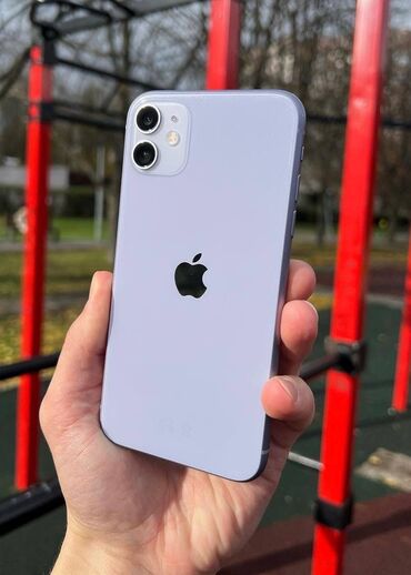 продаю айфон 14 про: IPhone 11, Б/у, 128 ГБ, Deep Purple, Защитное стекло, Чехол, Кабель