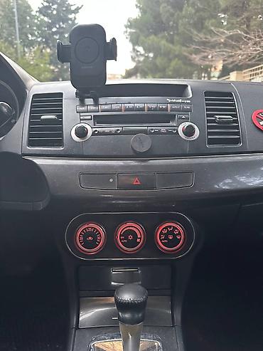 zapi satisi: Mitsubishi Lancer: 2 l | 2008 il 27000 km Sedan — 4