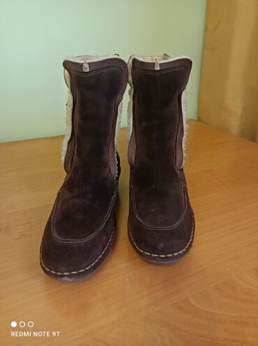 Ботинки и ботильоны: Зимние ботинки размер 38 — 11