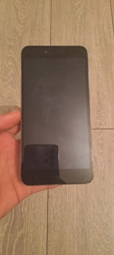 xiomi mia3: Xiaomi Mi5C, 16 GB, rəng - Gümüşü, 
 Sensor