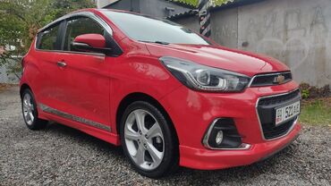 авто в рассрочку от хозяина бу: Chevrolet Spark: 2017 г., 1 л, Вариатор, Бензин, Хетчбек