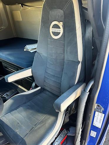 Другие детали салона: Вольво FH 500 чехол — 9