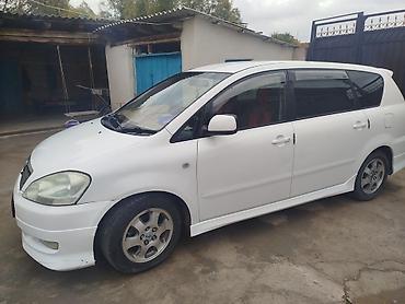 освещение салона: Toyota Ipsum: 2002 г., 2.4 л, Автомат, Газ, Минивэн — 2
