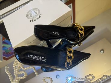 Salonke: Salonke, 40 — 1