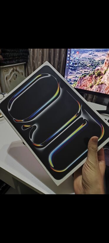 черчение 8 класс электронный китеп: Планшет, Apple, память 256 ГБ, 11" - 12", Wi-Fi, Б/у, Классический цвет - Черный