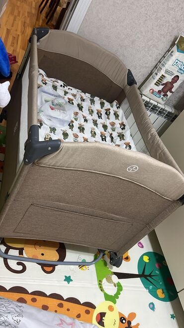 Gəzinti arabaları: İrada…. Beşik manej 2/1 de Tezedir.Alinib usaq icinde yatmadi deye