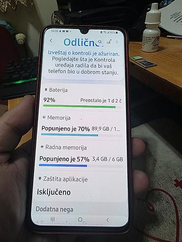 Ostali mobilni telefoni: Samsung Galaxy A70 6GB/128GB Simfree Model : Samsung Galaxy A70 Dual — 13