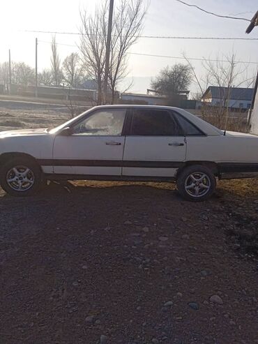 срочна сатылат машина: Audi 100: 1985 г., 1.8 л, Механика, Бензин, Седан