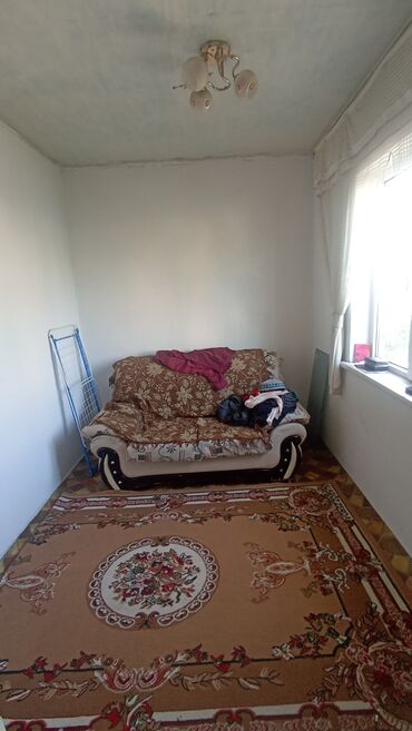 Долгосрочная аренда домов: Дом Село достук 8-я линия д 32 кирпич з комнаты отопление печное — 4