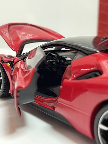 Avtomobil modelləri: Ferrari, 2025 il, 1:24, Dəmir, Rayonlara çatdırılma, Ünvandan götürmə, Pulsuz çatdırılma — 24