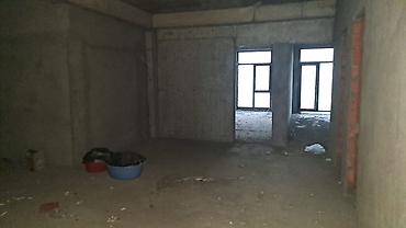 Mənzillər: 3 otaqlı, Yeni tikili, 143 kv. m — 3