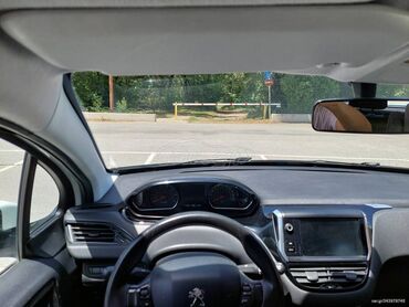 Peugeot: Peugeot 208: 1.2 l. | 2015 έ. 123000 km. Χάτσμπακ — 21
