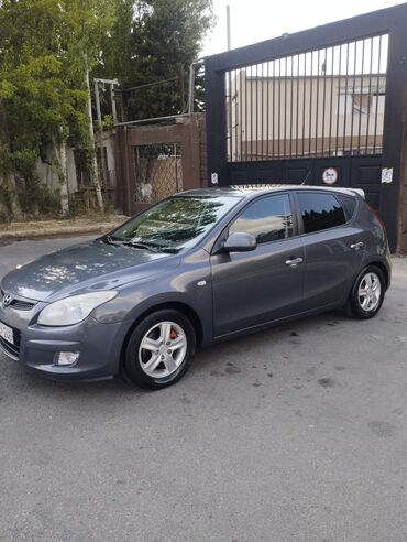 multi sukan: Hyundai i30: 1.6 l. | 2008 il Hetçbek