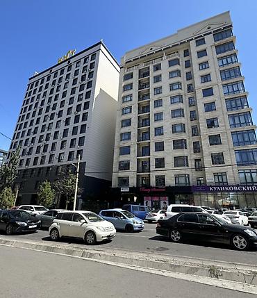 Аренда офисов, 65 м², В жилом комплексе, 1 линия, С оборудованием, С отдельной кухней