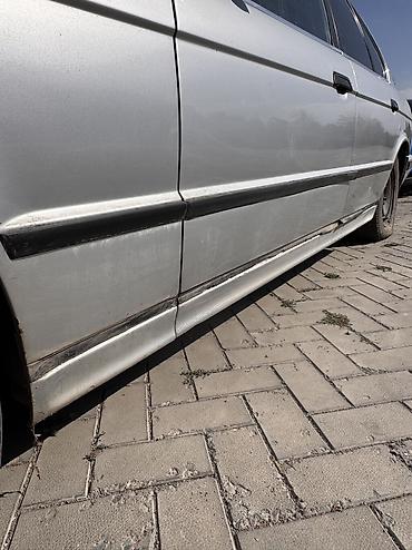 один владелиц: BMW 5 series: 1988 г., 2.5 л, Механика, Бензин, Седан — 4