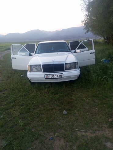 продаю связи с переездом: Mercedes-Benz 220: 1991 г., 2.3 л, Механика, Бензин, Седан at lalafo.kg продаю связи с переездом: Mercedes-Benz 220: 1991 г., 2.3 л, Механика, Бензин, Седан