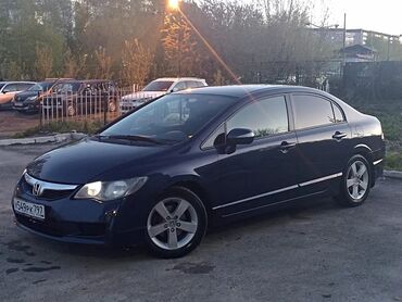 кивик: Honda Civic: 2011 г., 1.8 л, Автомат, Бензин, Седан