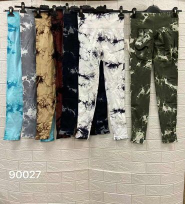 zenske pantalone za zimu: Push up helanke
Cena 1800
Uni vel.
V/014